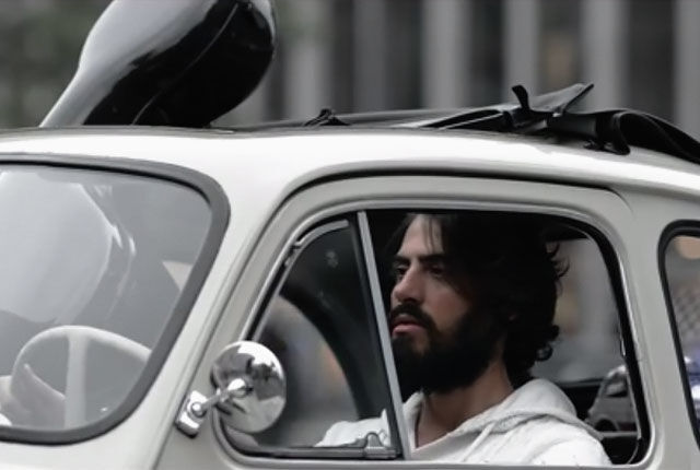 Referenz The Cello Player