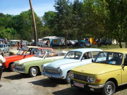 Bilder vom DDR-Fahrzeugtreffen in Wünsdorf