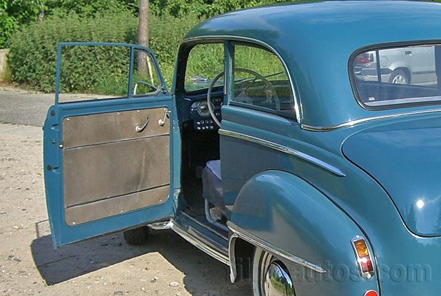 Oldtimer Opel Olympia 51 zum Mieten