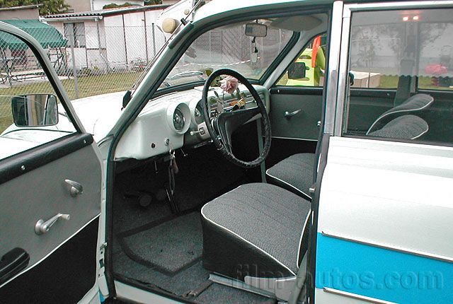 Oldtimer Wartburg 312 Campinglimousine zum Mieten