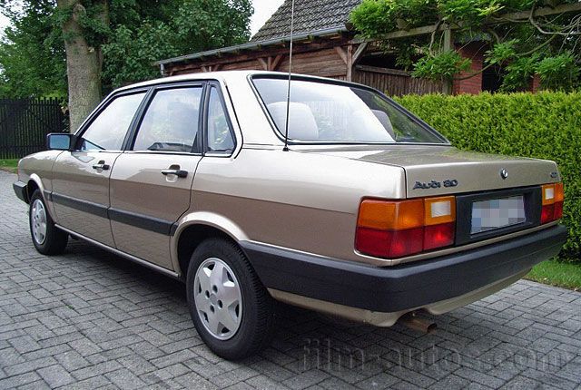 Oldtimer Audi 80 CD zum Mieten