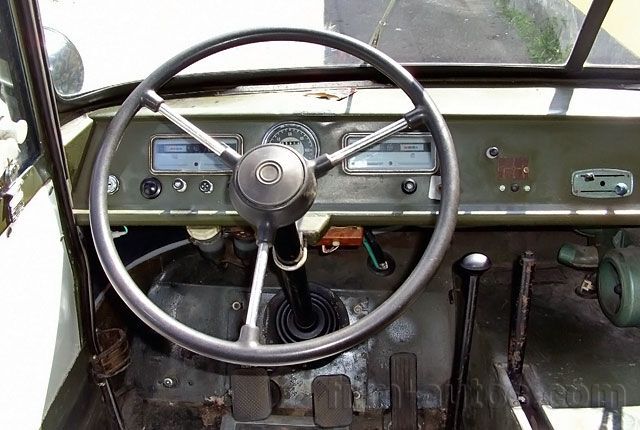 Oldtimer Autobuzul TV 51 zum Mieten