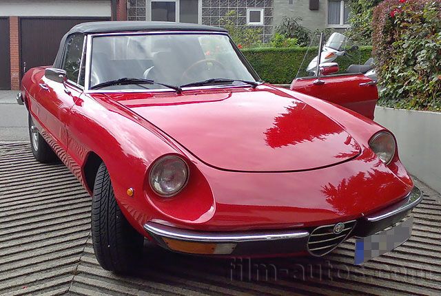 Oldtimer Alfa Romeo Spider von 1975 mieten - 7415 | film-autos.com