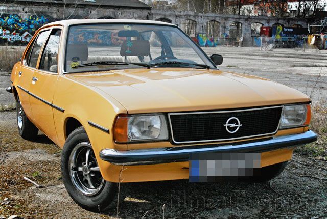 Oldtimer Opel Ascona B von 1978 mieten - 6689 | film-autos.com