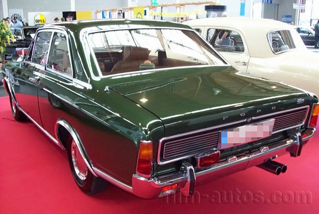 Oldtimer Ford 26M zum Mieten