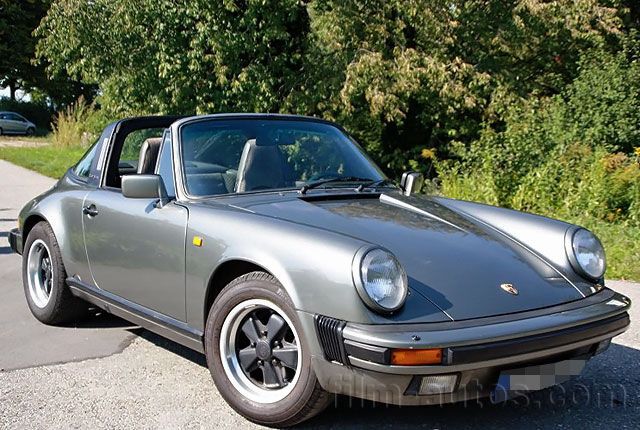 Oldtimer Porsche 911 Carrera Targa von 1987 mieten - 7704 | film-autos.com