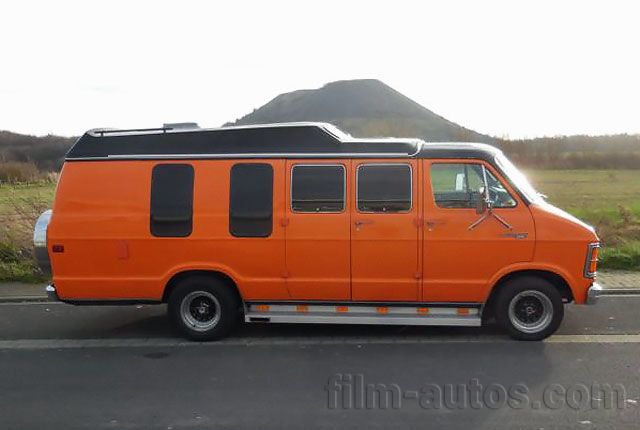 Oldtimer Dodge B 200 Van zum Mieten