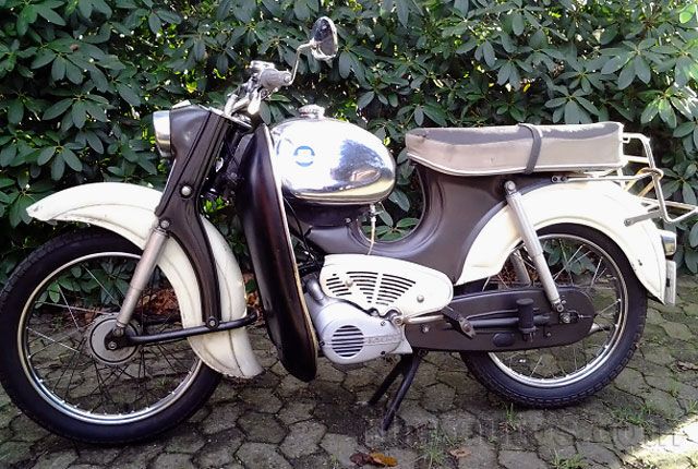 Oldtimer Hercules PL 220 zum Mieten