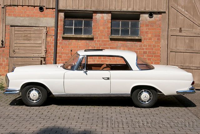 Oldtimer Mercedes-Benz W111 220 se Coupe zum Mieten
