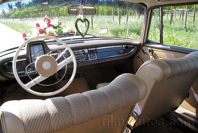 Oldtimer Mercedes-Benz W110 Heckflosse zum Mieten