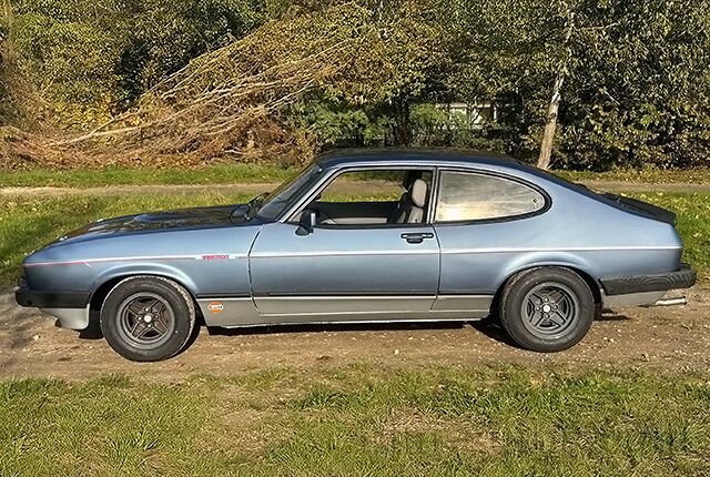 Oldtimer Ford Capri 2,8 I zum Mieten