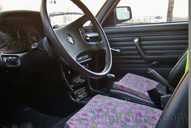 Oldtimer BMW 520.6  E12 zum Mieten