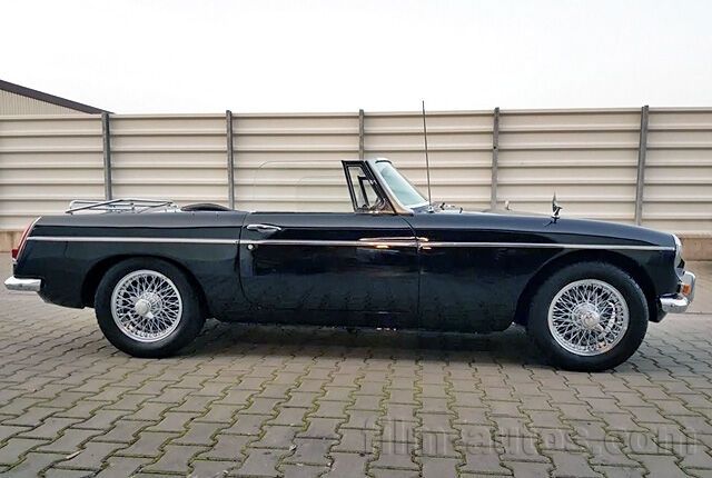 Oldtimer MG MGB Roadster von 1967 mieten - 2783 | film-autos.com