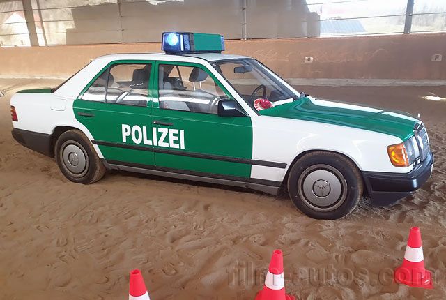 Oldtimer Mercedes Benz W124 Von 1989 Mieten 8439 Film Autos Com