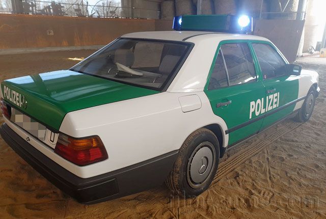 Oldtimer Mercedes Benz W124 Von 1989 Mieten 8439 Film Autos Com