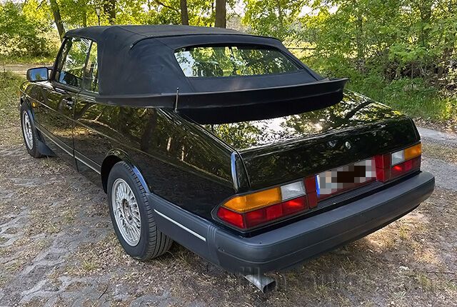 Oldtimer Saab 900 Turbo zum Mieten