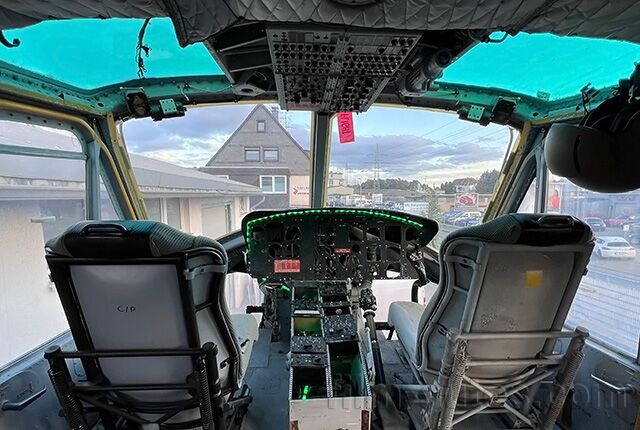 Oldtimer Bell UH-1 D Iroquois zum Mieten
