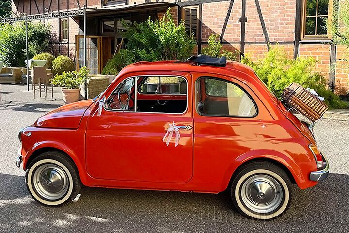 Oldtimer Fiat 500 R zum Mieten