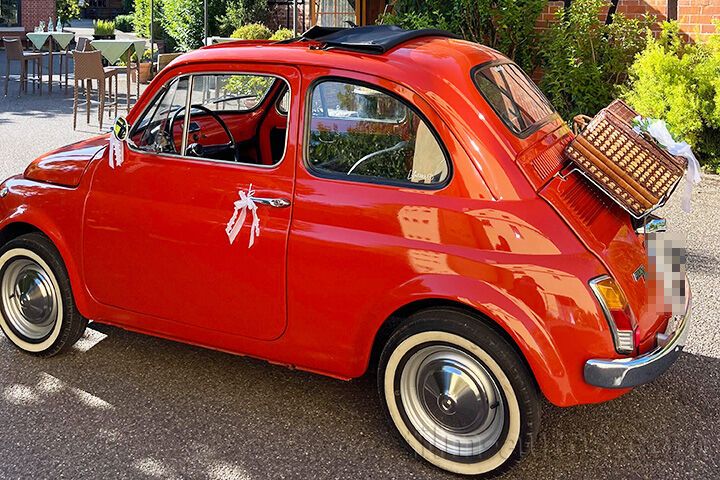 Oldtimer Fiat 500 R zum Mieten