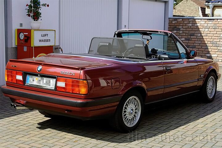 Oldtimer BMW E30 320 zum Mieten