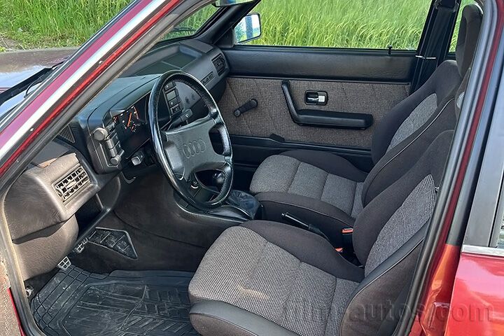 Oldtimer Audi 90 zum Mieten