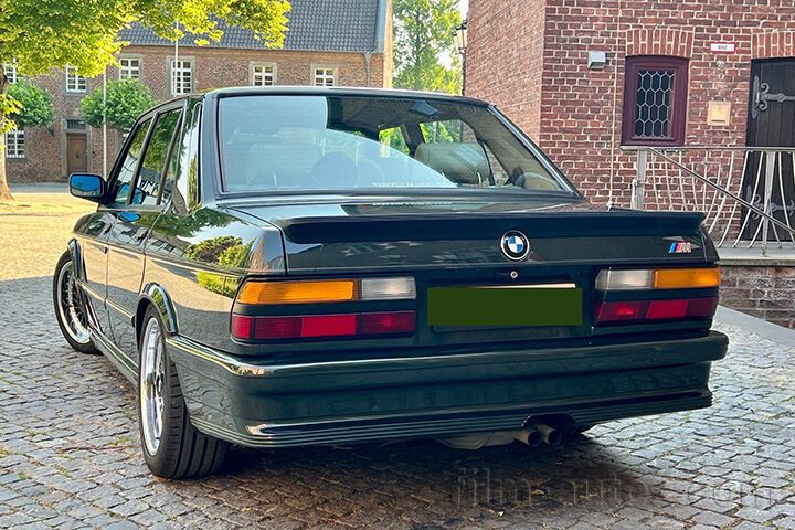 Oldtimer BMW E28 M535i zum Mieten