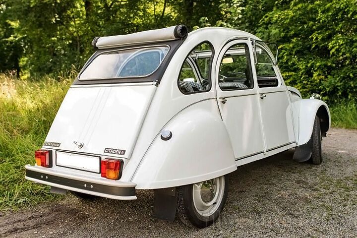Oldtimer Citroen 2CV6 Ente zum Mieten
