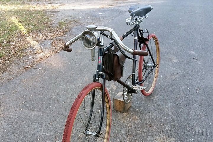 Ozolnieks Halbrenner Oldtimer