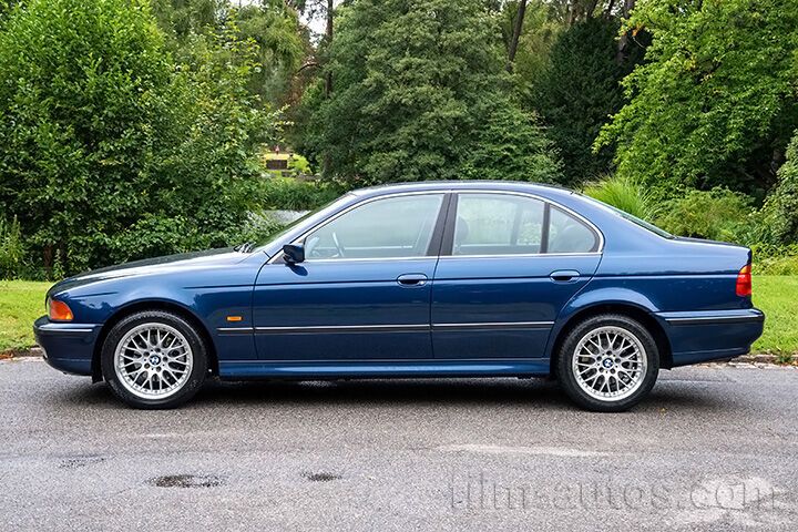 Oldtimer BMW 523iA E39 zum Mieten