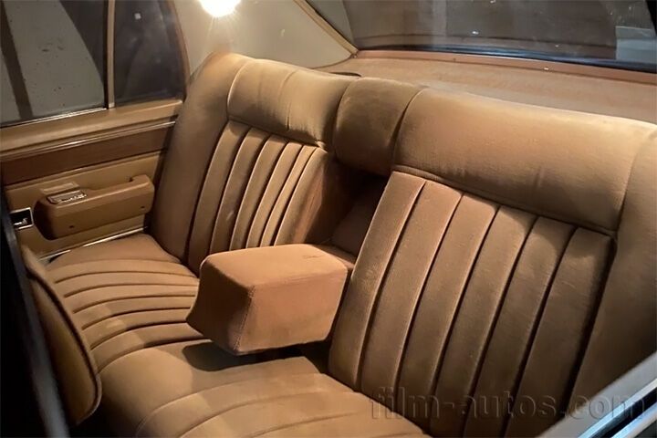 Oldtimer Opel Diplomat B V8 zum Mieten