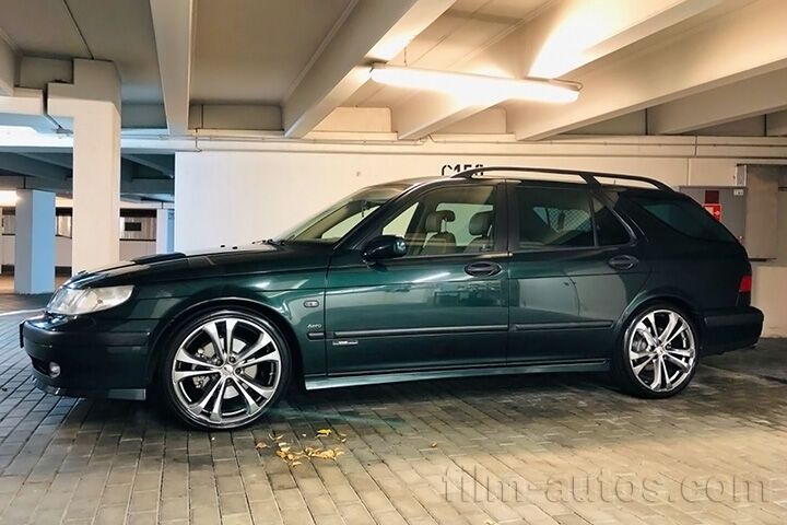Oldtimer Saab 9-5 Version 1 zum Mieten
