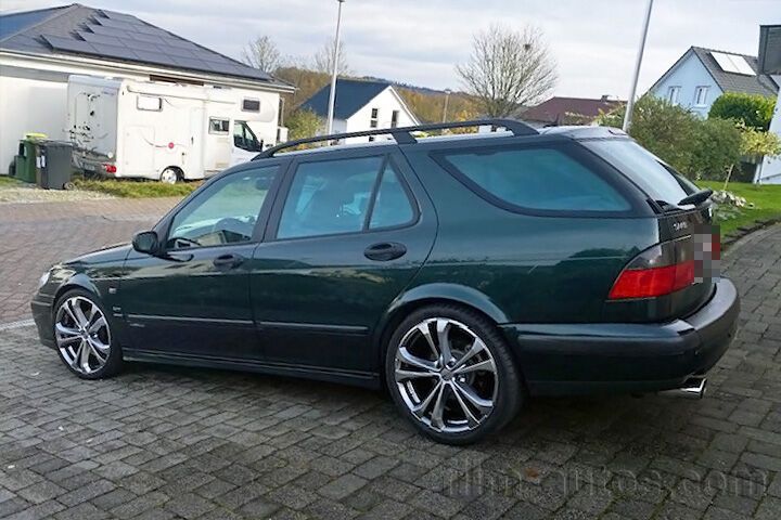 Oldtimer Saab 9-5 Version 1 zum Mieten