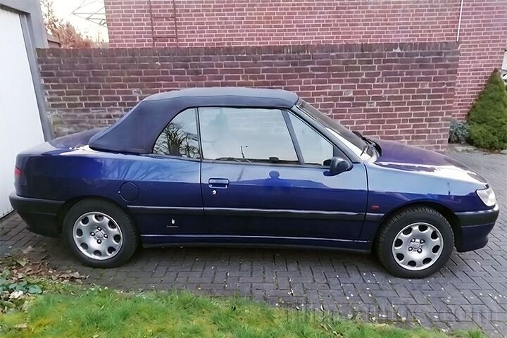 Oldtimer Peugeot 306 Cabrio zum Mieten