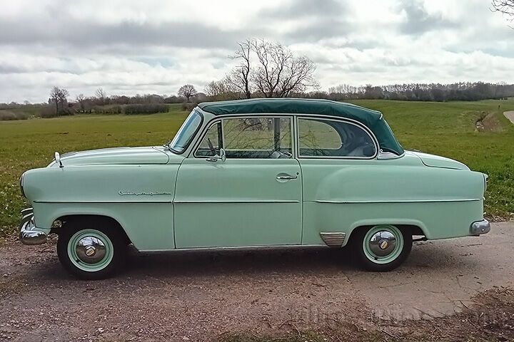 Oldtimer Opel Olympia Record Cabrio-Limousine zum Mieten