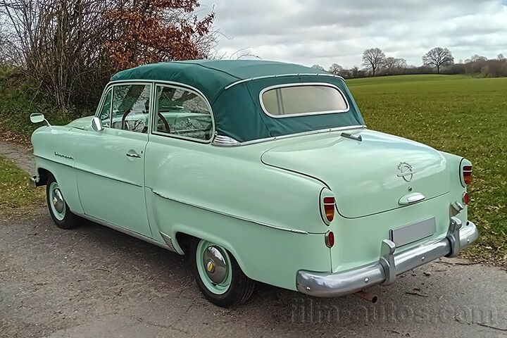 Oldtimer Opel Olympia Record Cabrio-Limousine zum Mieten