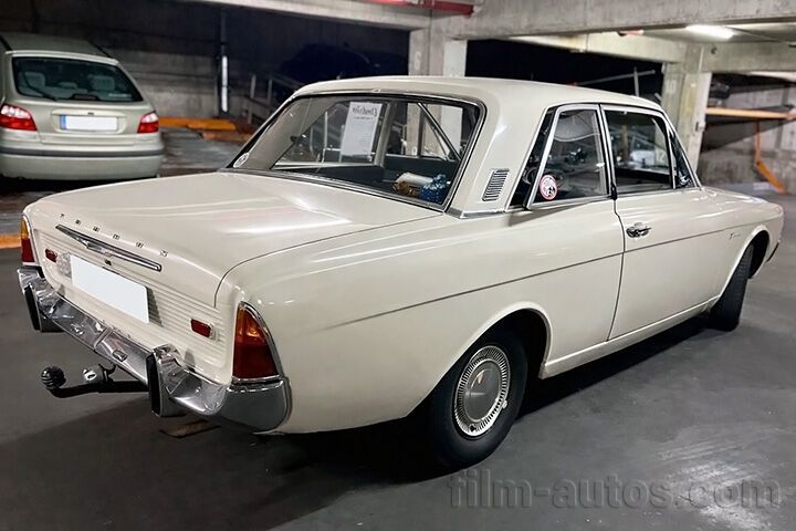 Oldtimer Ford Taunus 20M (P5) zum Mieten