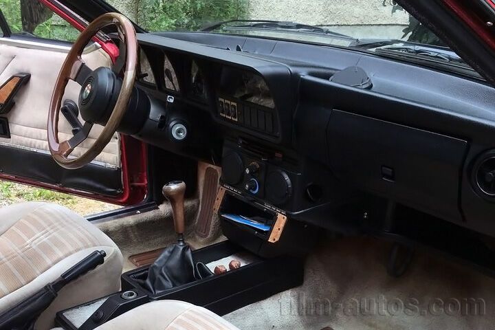 Oldtimer Alfa Romeo Alfetta GTV 2.0 zum Mieten