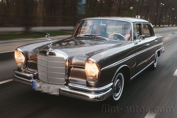 Mercedes-Benz  W112 300SE lang Königsflosse