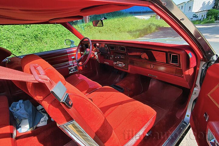 Oldtimer Chevrolet Caprice Classic Landau Coupe zum Mieten