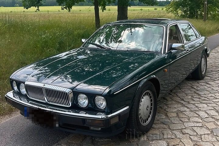 Jaguar XJ40 Daimler