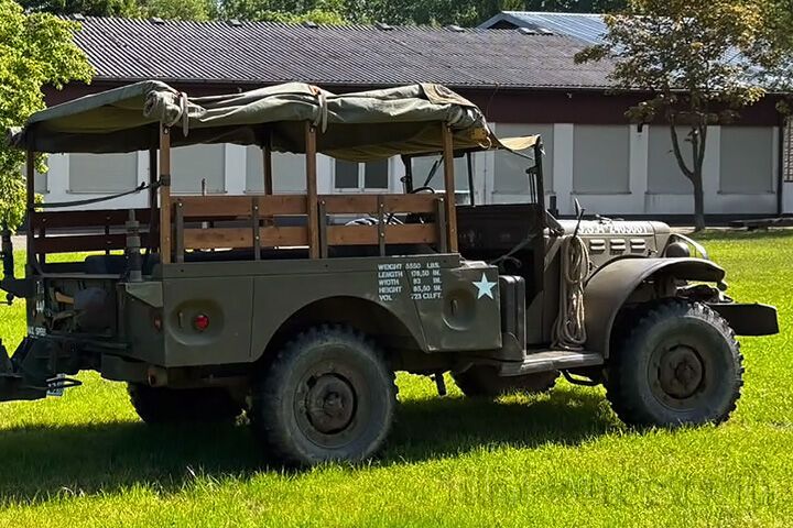 Oldtimer Dodge WC 52 zum Mieten