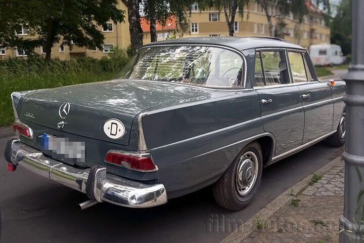 Oldtimer Mercedes-Benz W 110 190 C zum Mieten