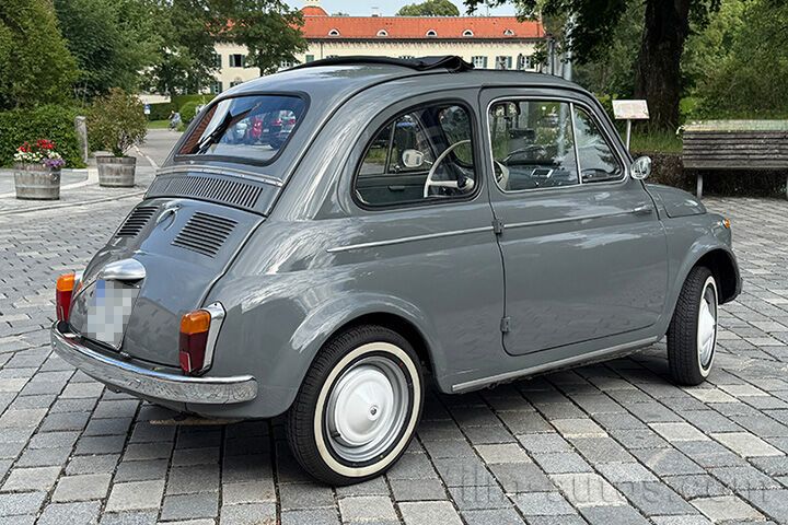 Oldtimer Fiat 500D zum Mieten