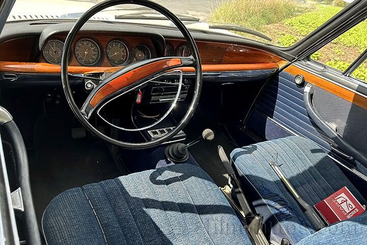 Oldtimer BMW 2000 CS zum Mieten