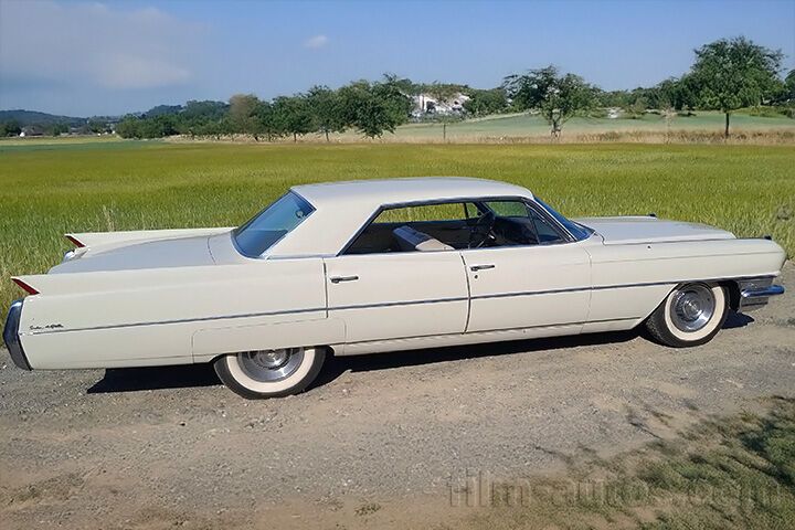 Oldtimer Cadillac Sedan DeVille 64er zum Mieten