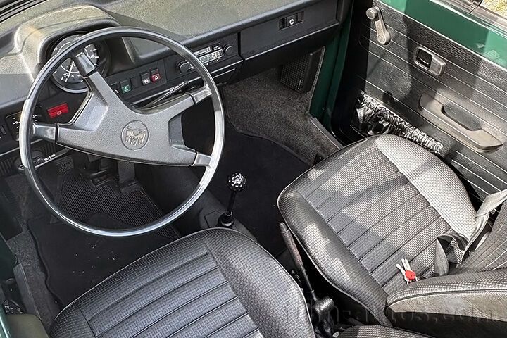 Oldtimer VW Käfer 1303 Cabrio zum Mieten
