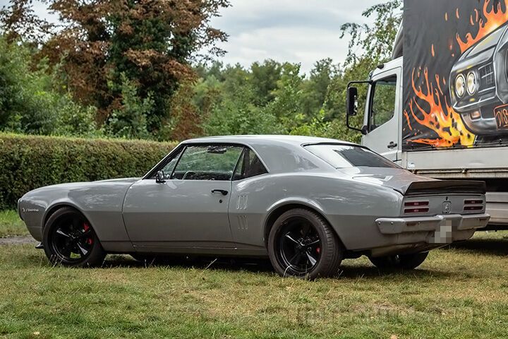 Oldtimer Pontiac Firebird 1. Generation zum Mieten