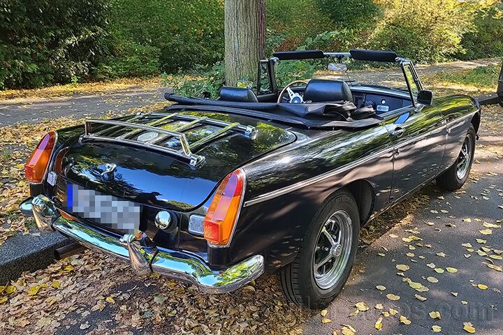 Oldtimer MG MGB Roadster Leyland zum Mieten