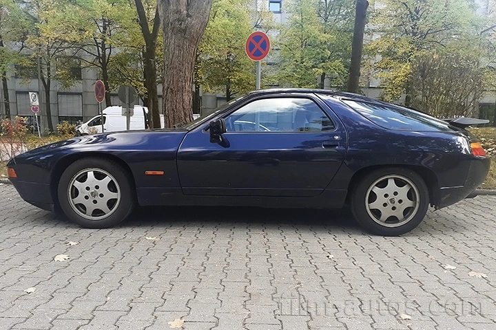 Oldtimer Porsche 928 GT zum Mieten